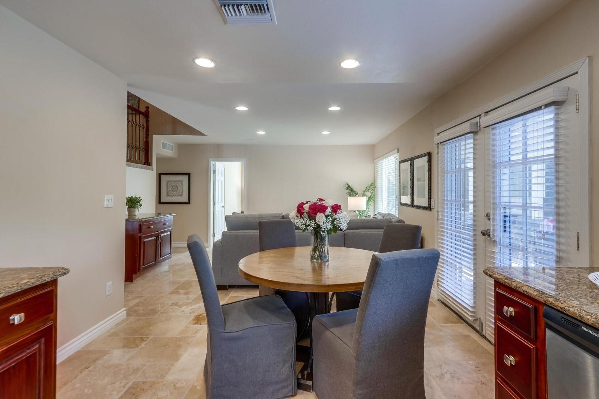 Destination #48 Vila Placentia Exterior foto
