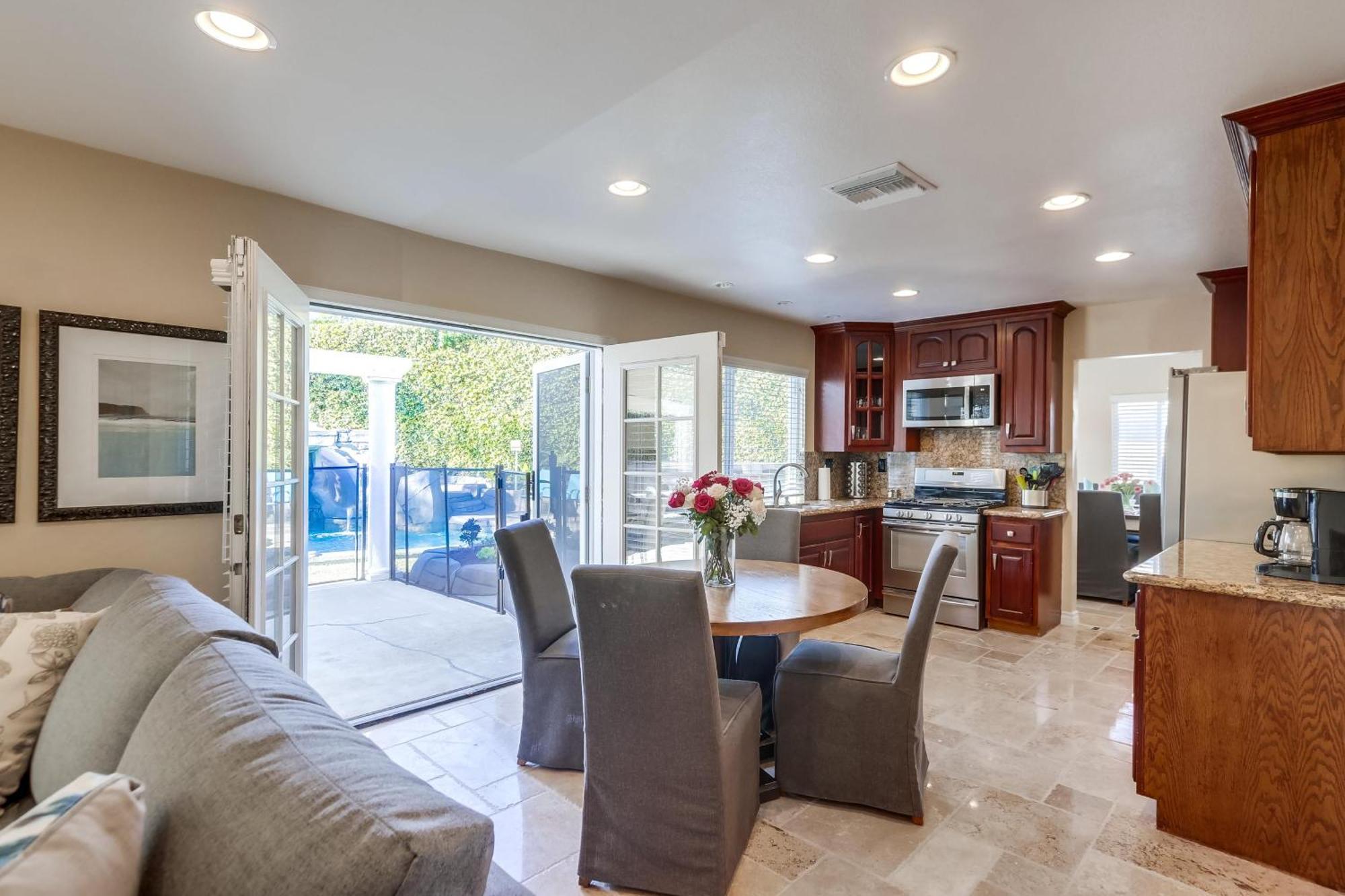 Destination #48 Vila Placentia Exterior foto